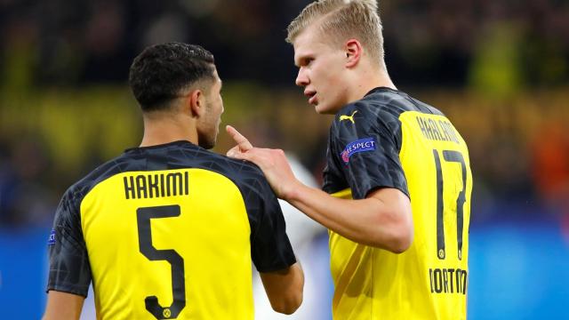 Achraf y Haaland, en un partido del Borussia Dortmund