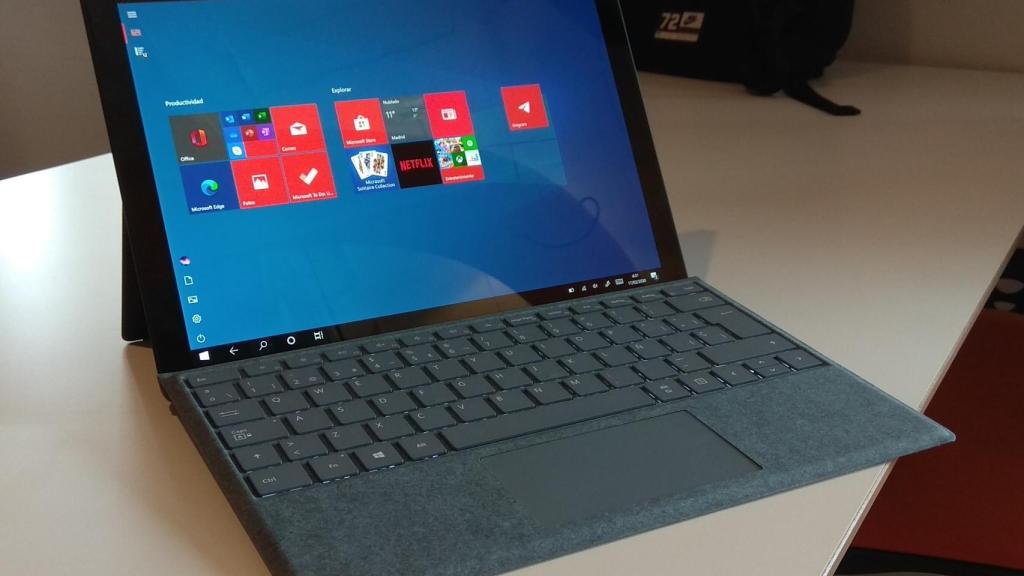 Microsoft Surface Pro 7