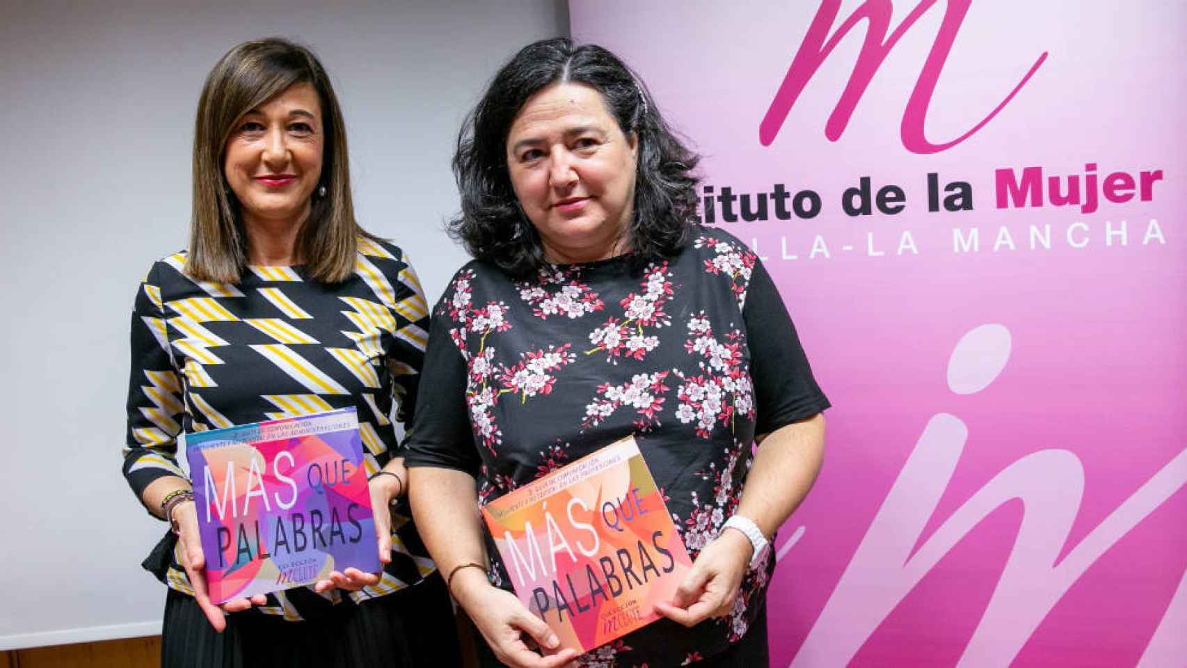 La directora del Instituto de la Mujer, Pilar Callado (i), y la jefa del servicio de planificación, Juana López (d)