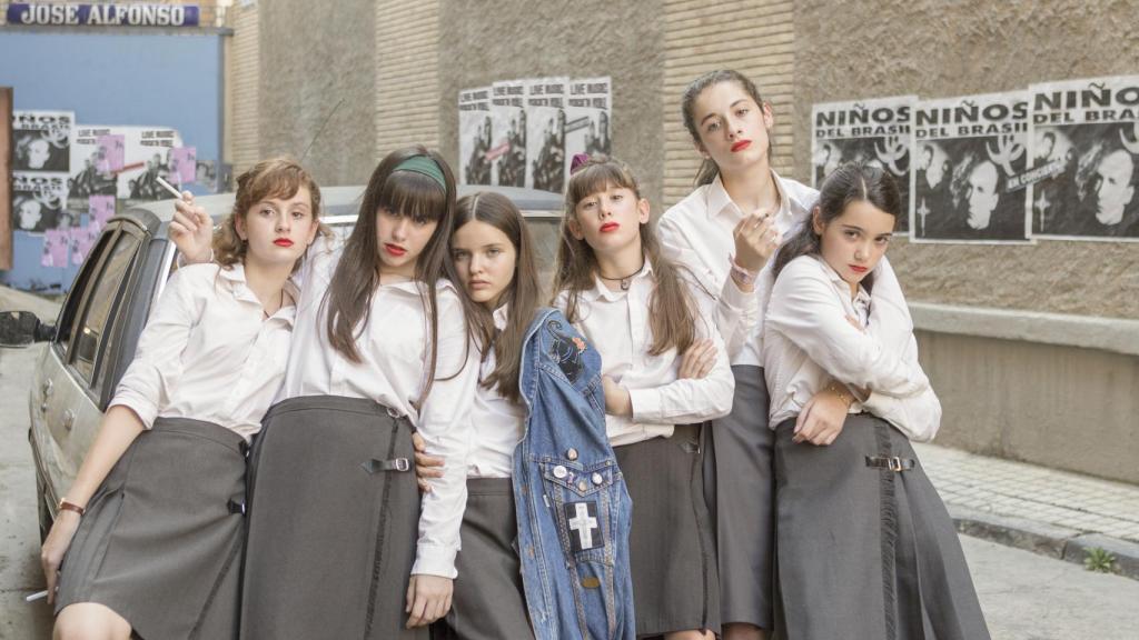 Las niñas y sus jóvenes protagonistas.