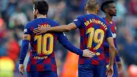 Braithwaite y Lionel Messi ante el Eibar