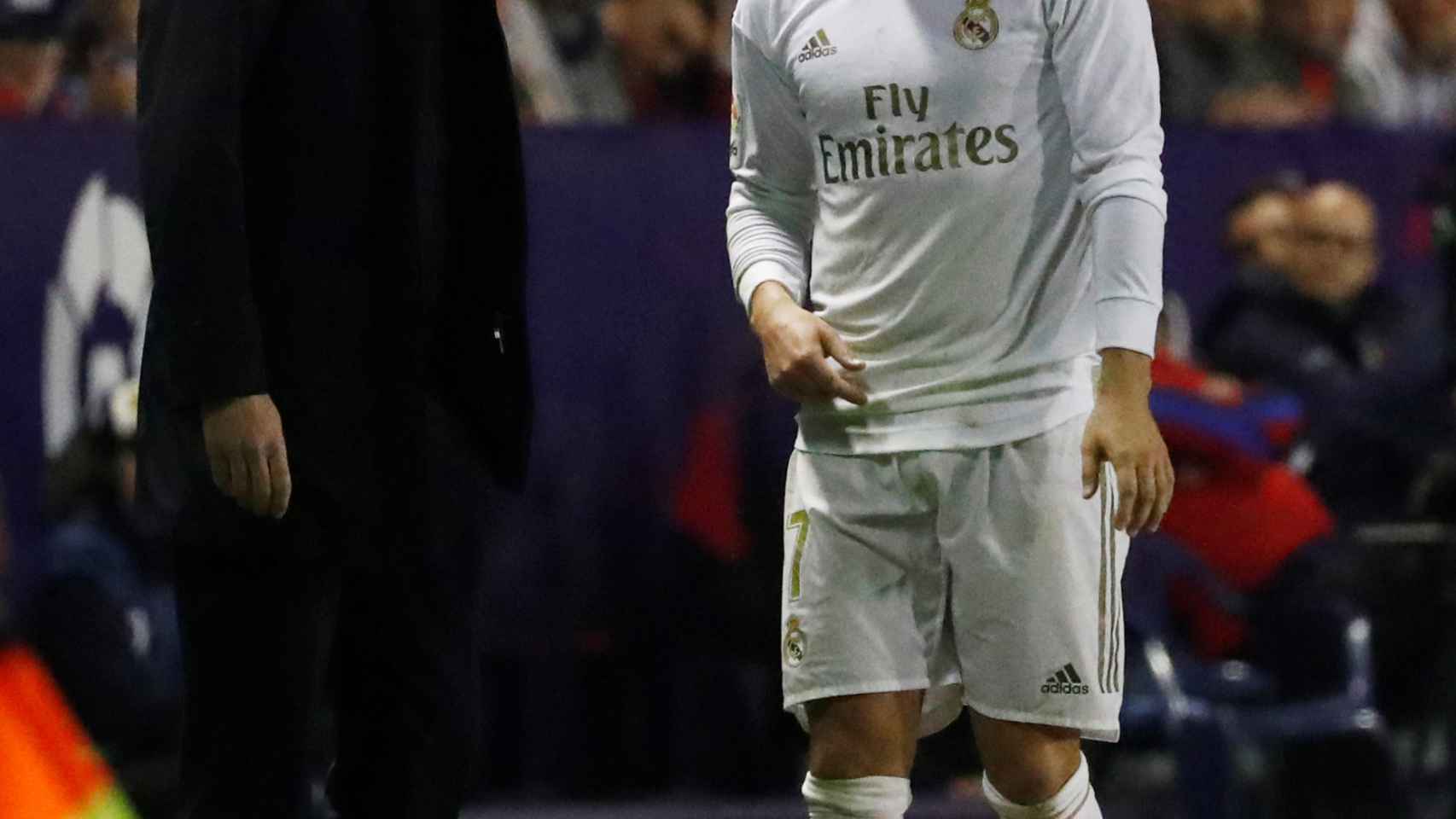 Eden Hazard se retira lesionado ante el Levante