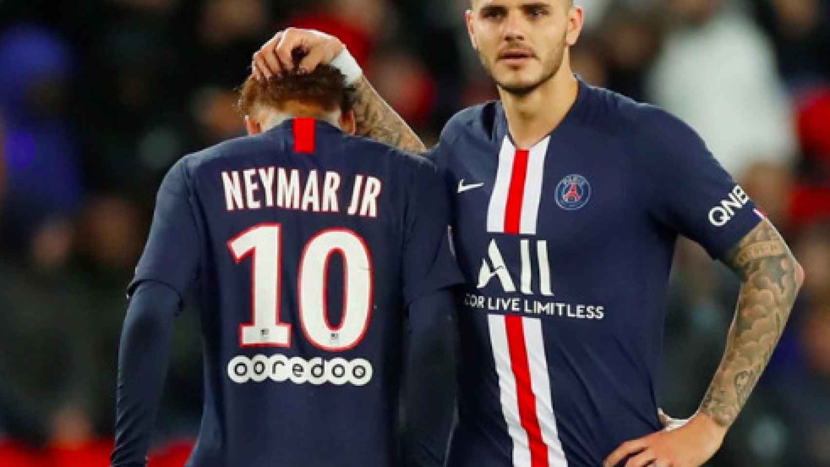 Icardi y Neymar durante un partido