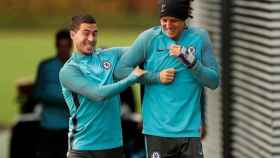 Eden Hazard y David Luiz, en el Chelsea