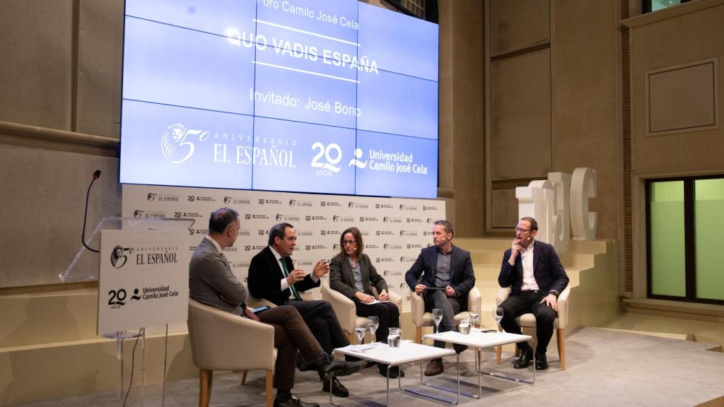 Un momento del coloquio, que contó con preguntas del público.