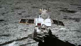 El rover Yutu 2 visto desde la sonda Chang'e 4. CNSA