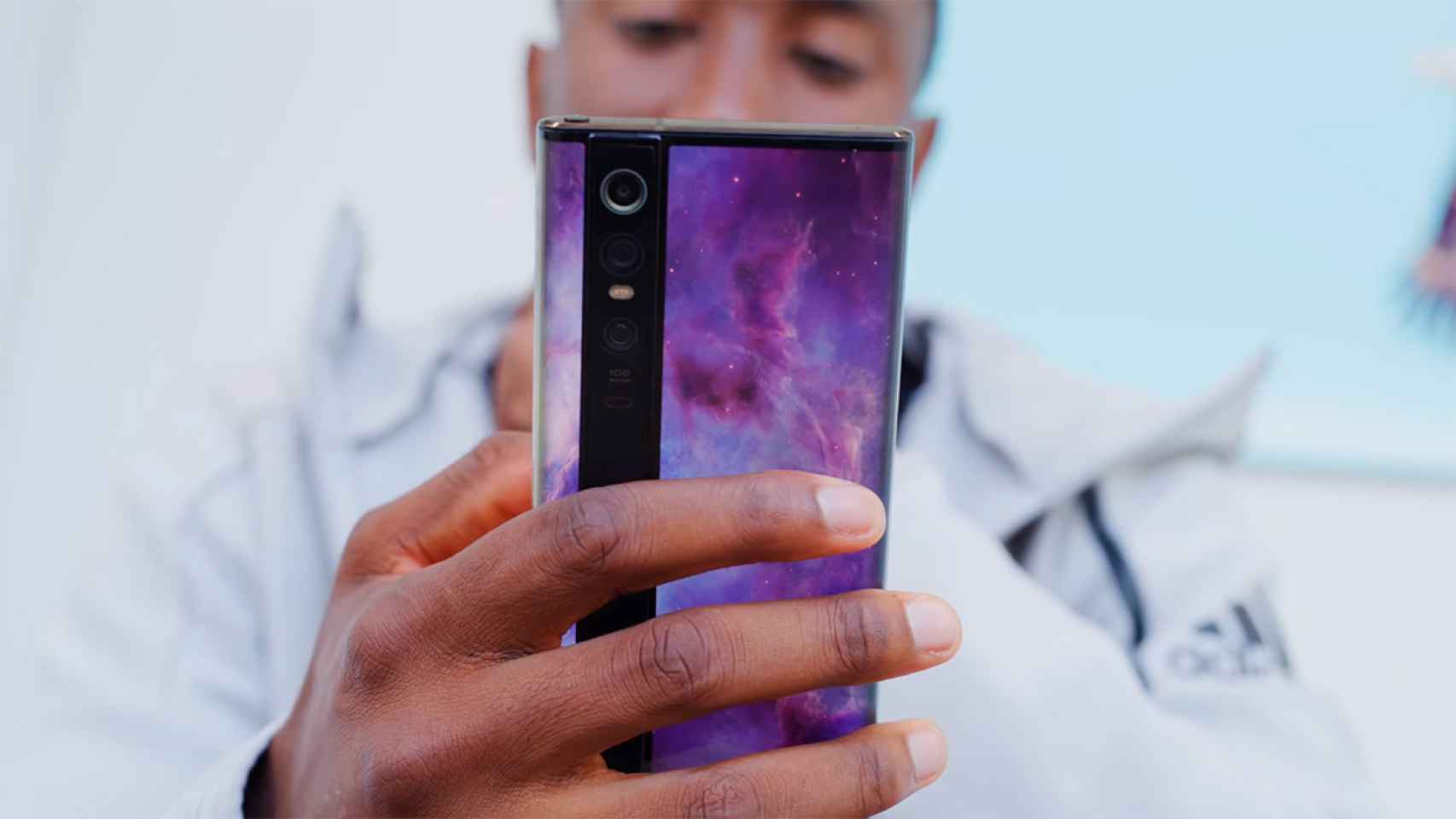 El móvil más impactante de Xiaomi es puesto a prueba en vídeo
