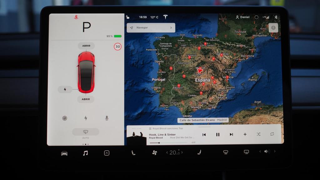 La espectacular pantalla del Tesla Model 3