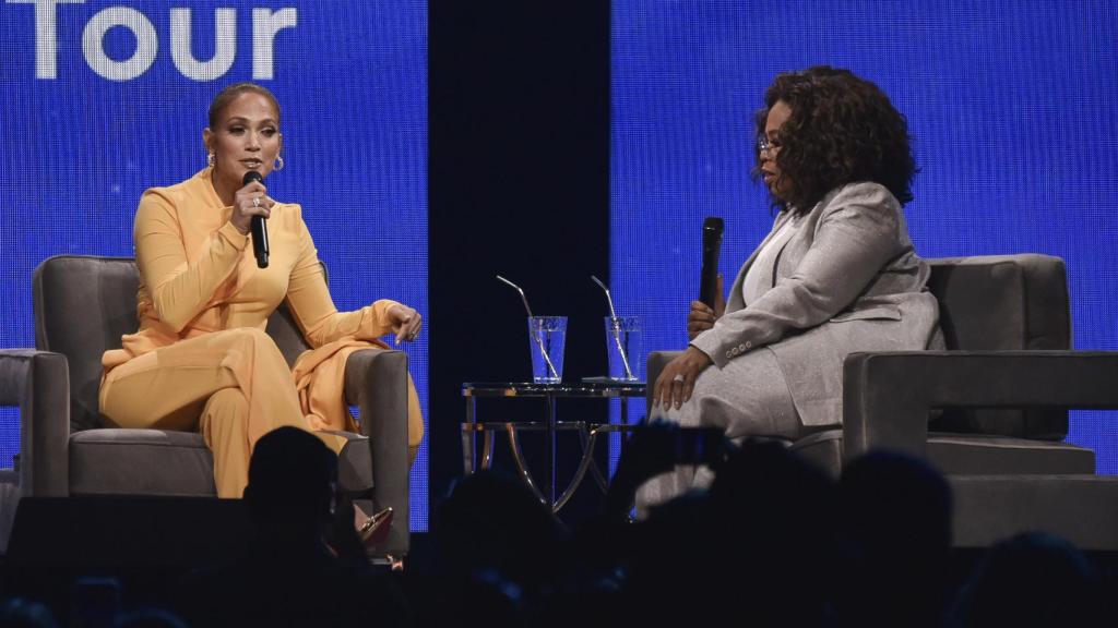 Jennifer durante su entrevista con Opra Winfrey.