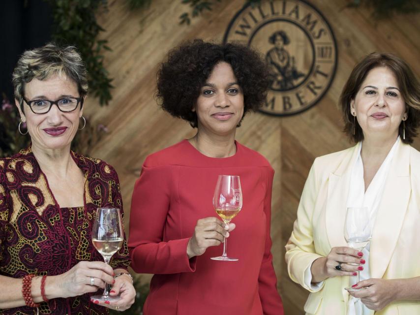 Equipo femenino: Carmen Fandiño, Paola Medina y Cristina Medina.