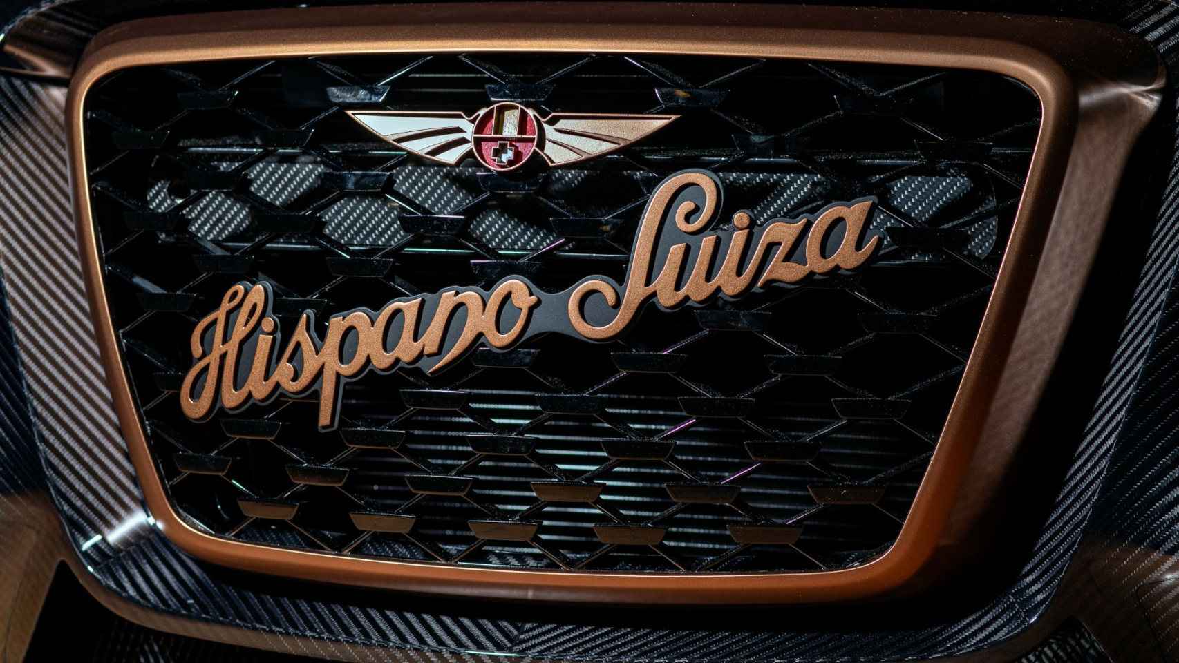 La parrilla frontal está dominada por el nombre de Hispano Suiza