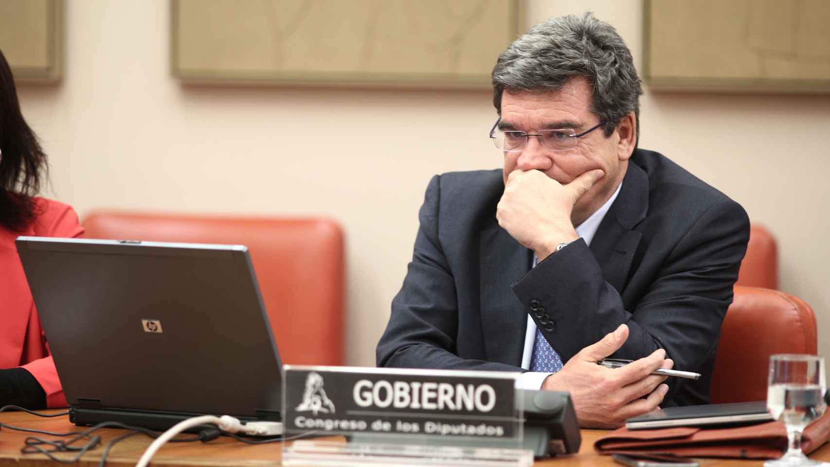 José Luis Escrivá, ministro de Inclusión y Seguridad Social, en el Congreso.