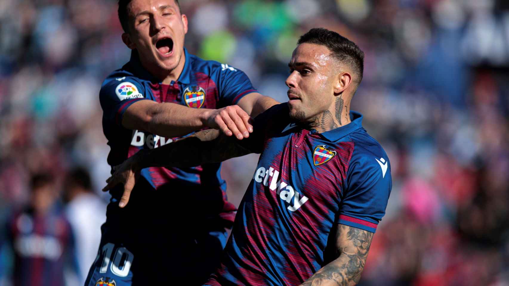 Roger Martí celebrando su gol ante el Granada.