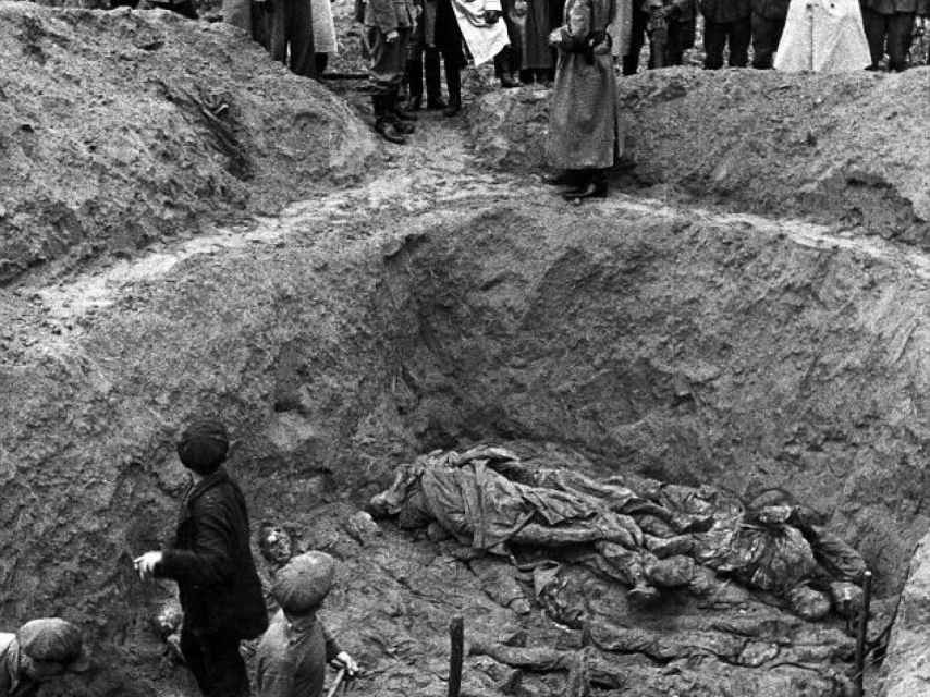 Más de 20.000 polacos fueron asesinados en Katyn.