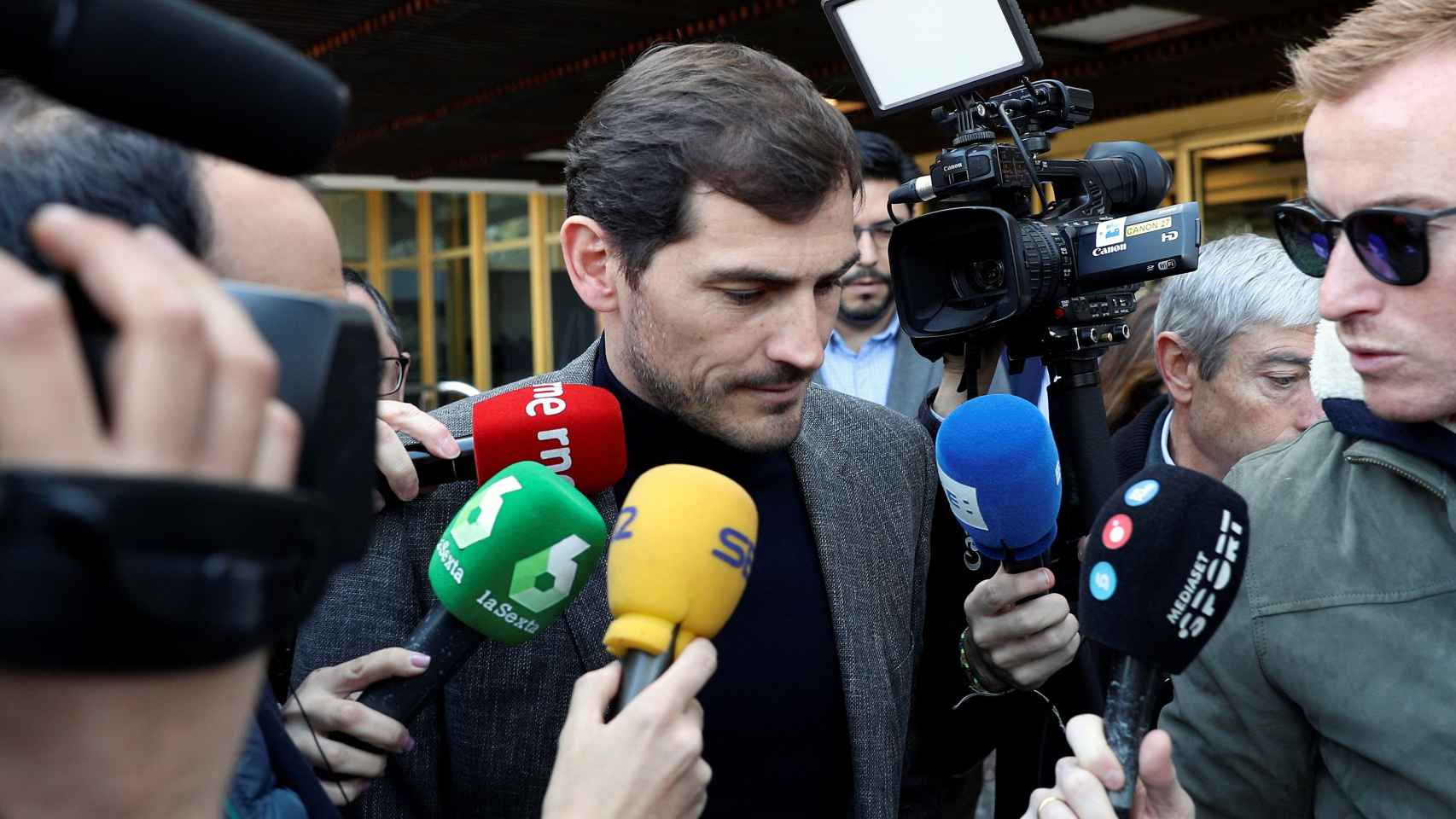 Iker Casillas, a la salida de su reunión con irene Lozano en el CSD