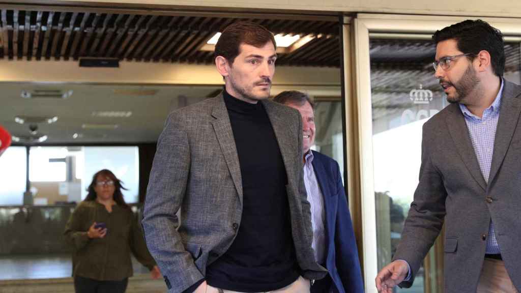 Iker Casillas, a la salida de su reunión con Irene Lozano en el CSD