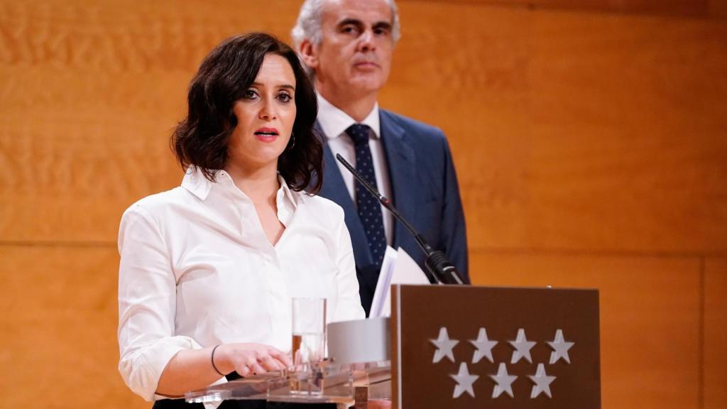Isabel Díaz Ayuso durante una rueda explicando las medidas para combatir el Covid-19