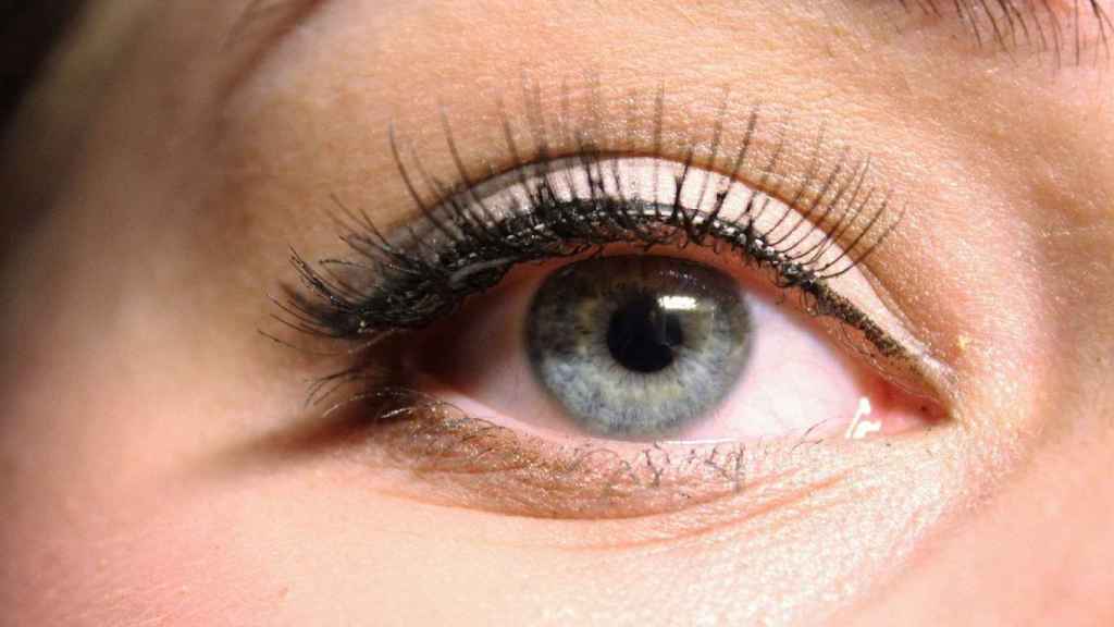 El contorno de ojos más vendido tiene un efecto 'lifting' inmediato.