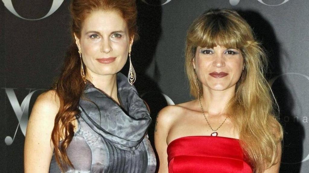Olivia de Borbón junto a su hermana Cristina en una imagen de archivo.