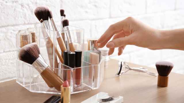 6 ideas para organizar tu tocador de maquillaje