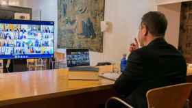 Emiliano García-Page durante la videoconferencia con Sánchez y los presidentes autonómicos