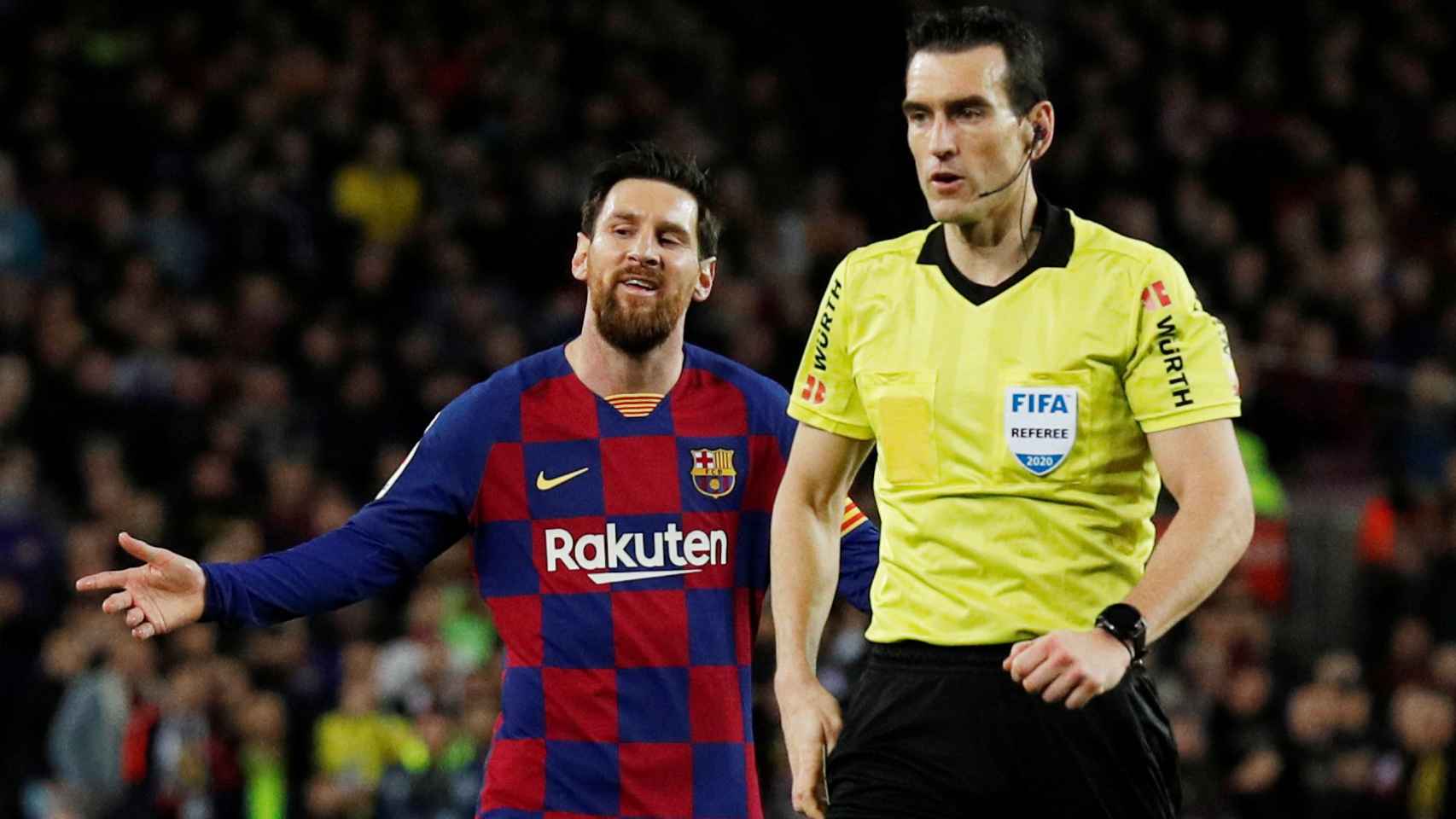Leo Messi y Martínez Munuera