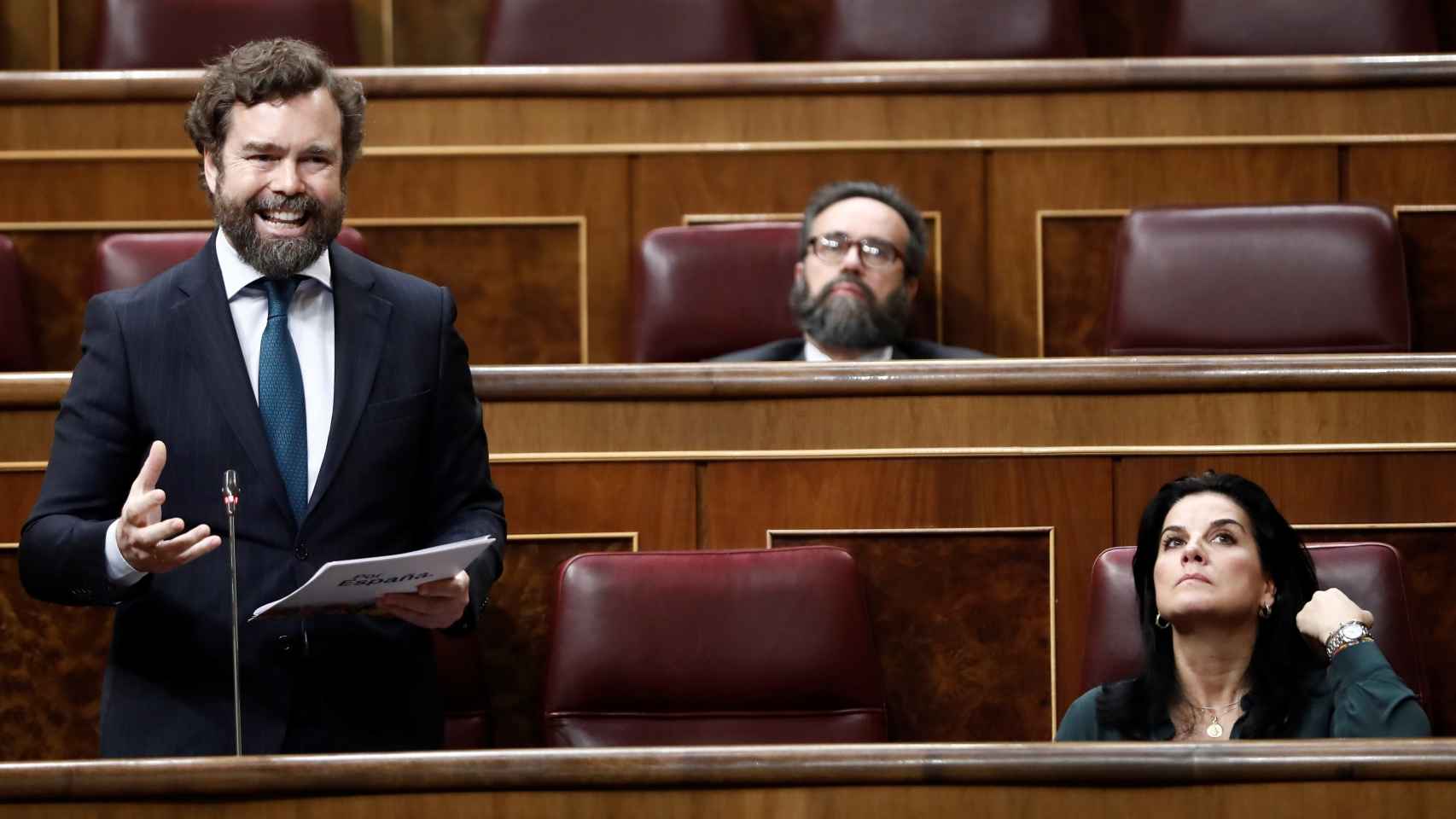 El portavoz de Vox, Iván Espinosa de los Monteros, replica a Sánchez en el Congreso.