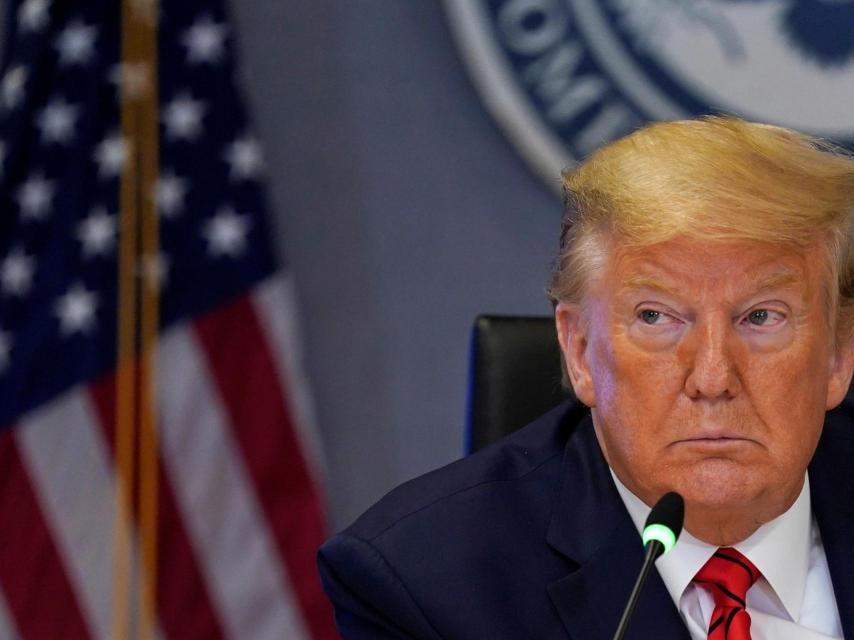 Trump este jueves , durante una reunión con el comité de emergencias