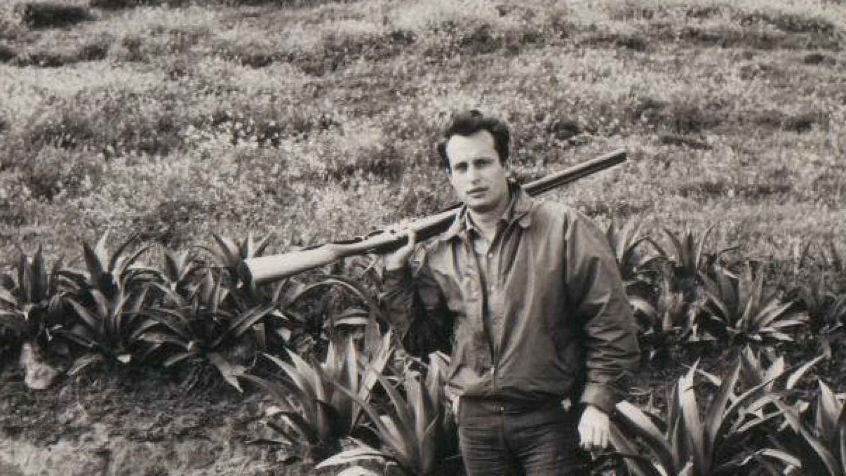 Alberto Vázquez Figueroa cazando en Los Andes ecuatorianos.