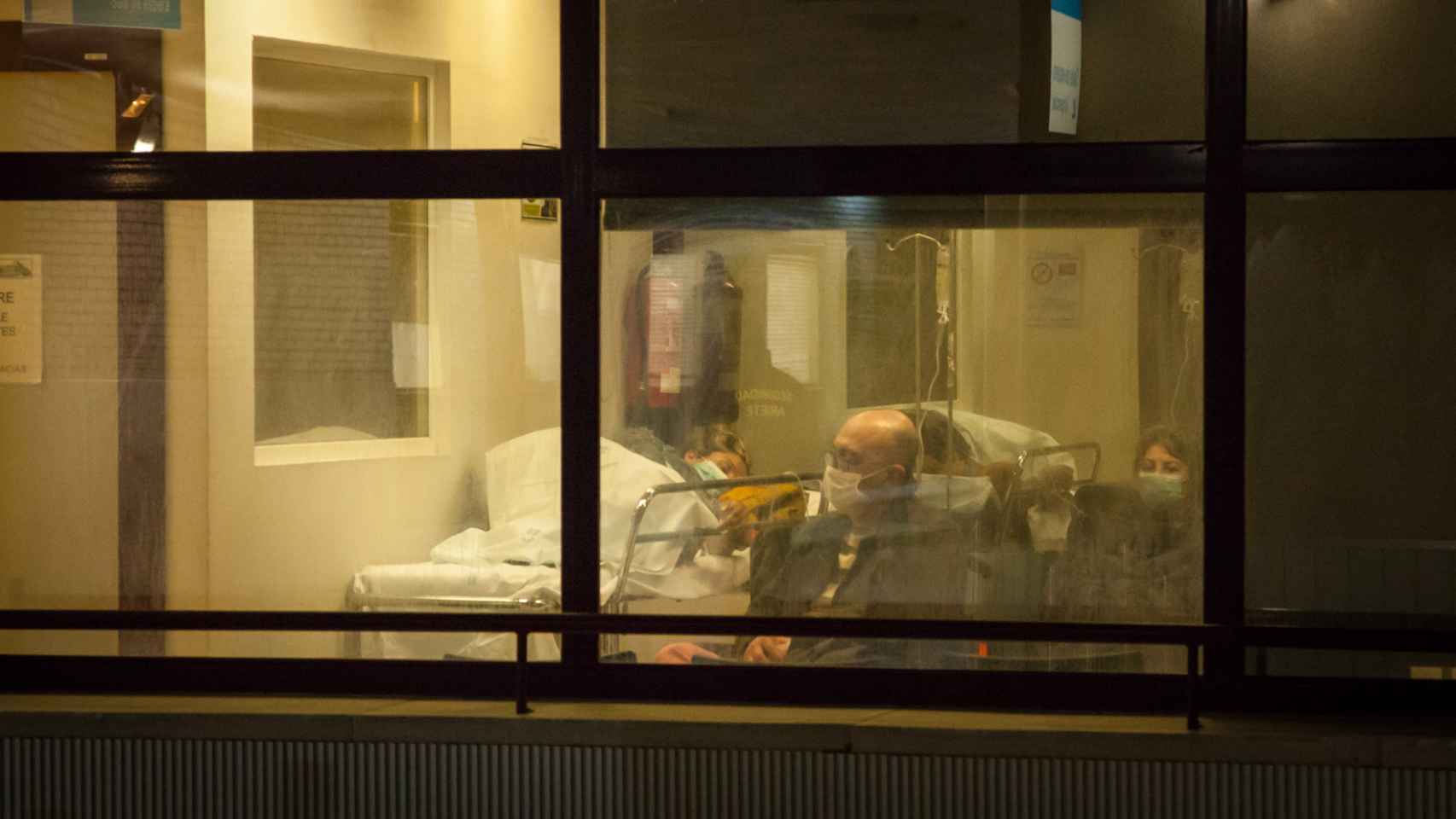 Sala de espera habilitada para los pacientes por coronavirus en el Gregorio Marañón.