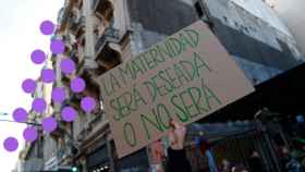 Un cartel a favor de la legalización del aborto en una manifestación de Argentina.