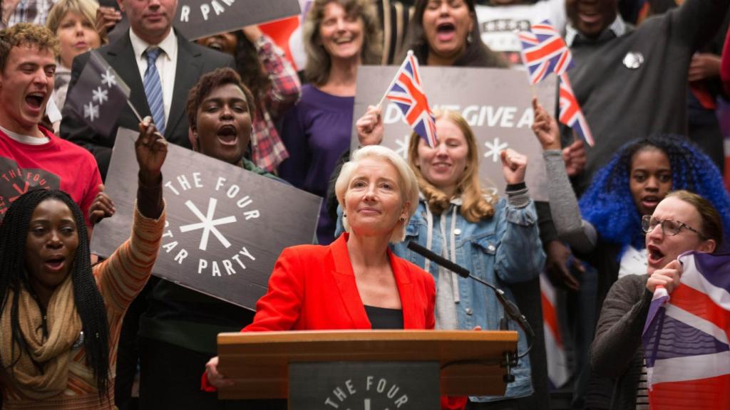 Vivienne Rook (Emma Thompson), de bufona televisiva a política sin escrúpulos.