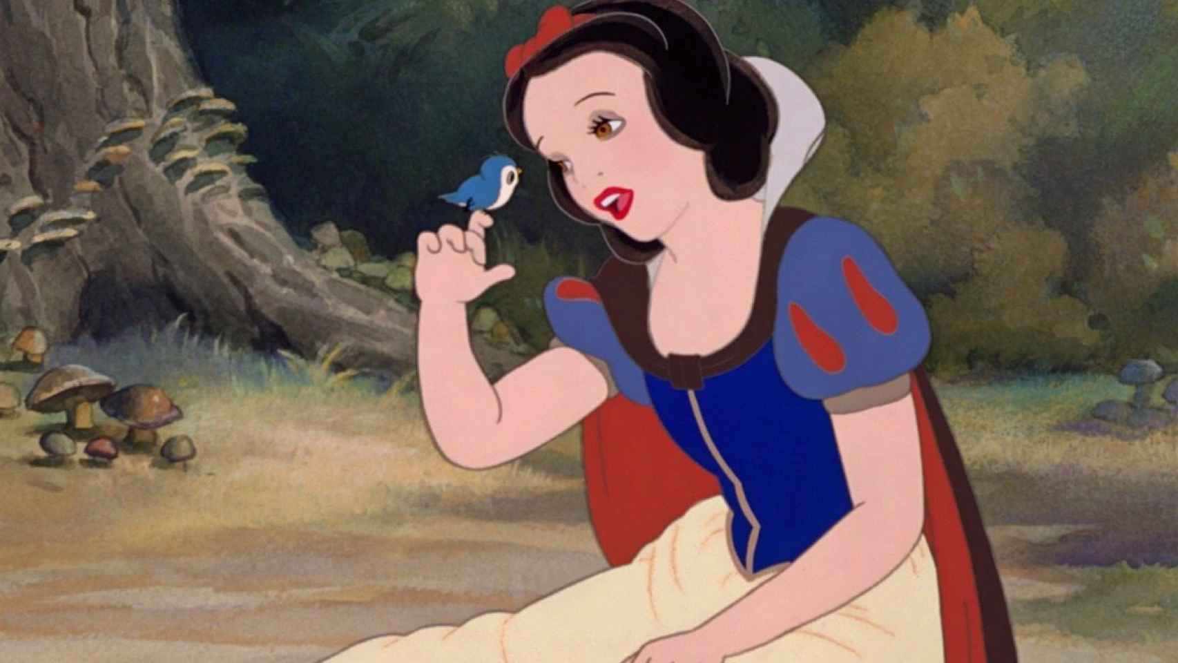 Por qué Disney + no tiene el doblaje original de 'Blancanieves' o ' Cenicienta'?