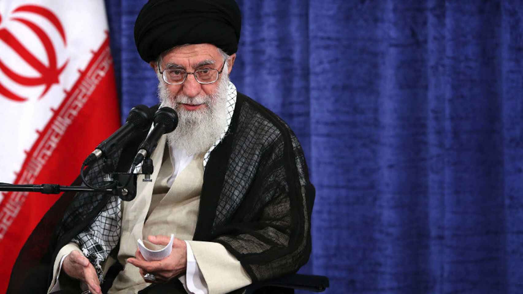 El ayatolá Ali Jamenei, máxima autoridad política y religiosa iraní.