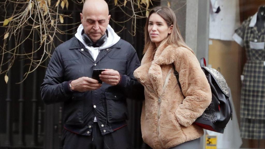 Kiko Matamoros junto a su pareja, la modelo Marta López Álamo.