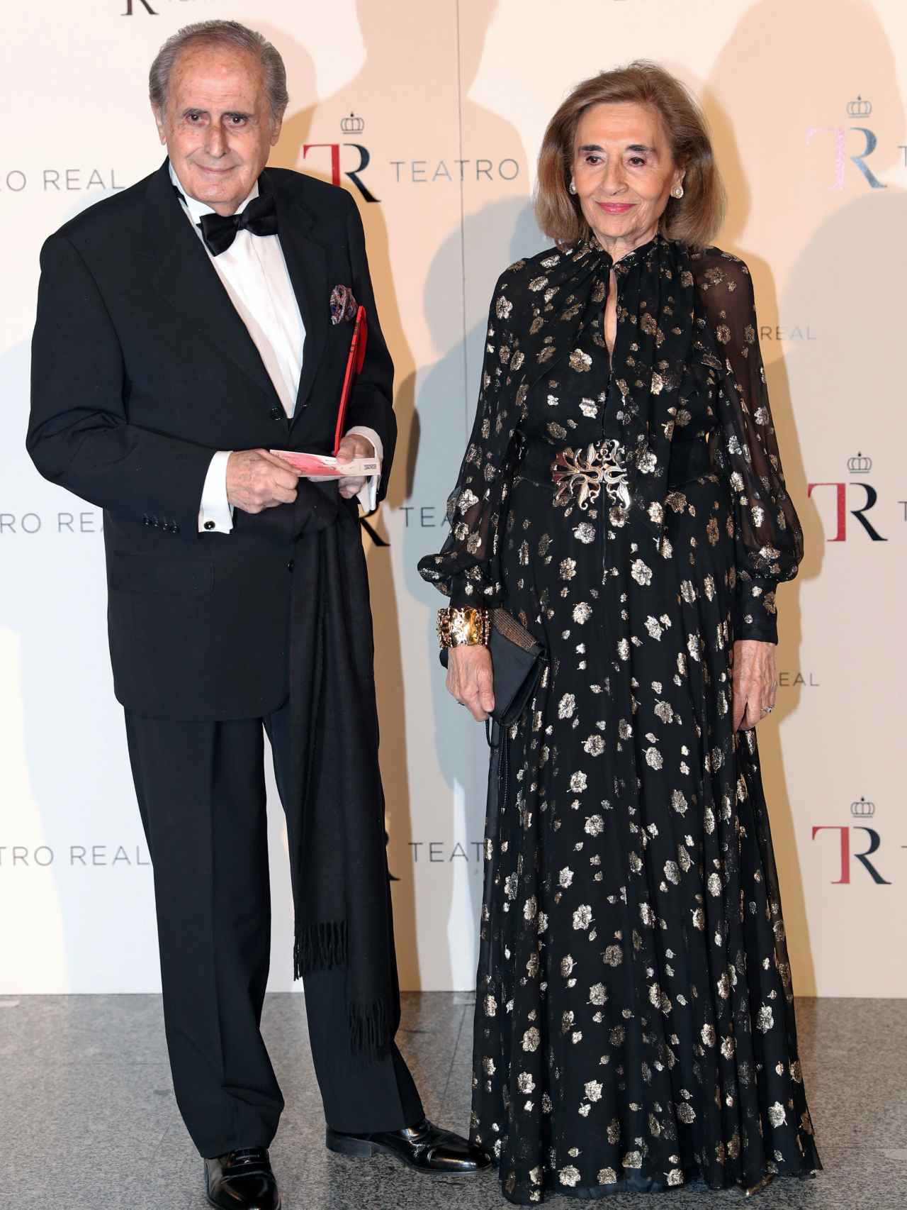 El periodista y su esposa Carmen en el photocall de 'El Cascanueces' en el Teatro Real en 2018.