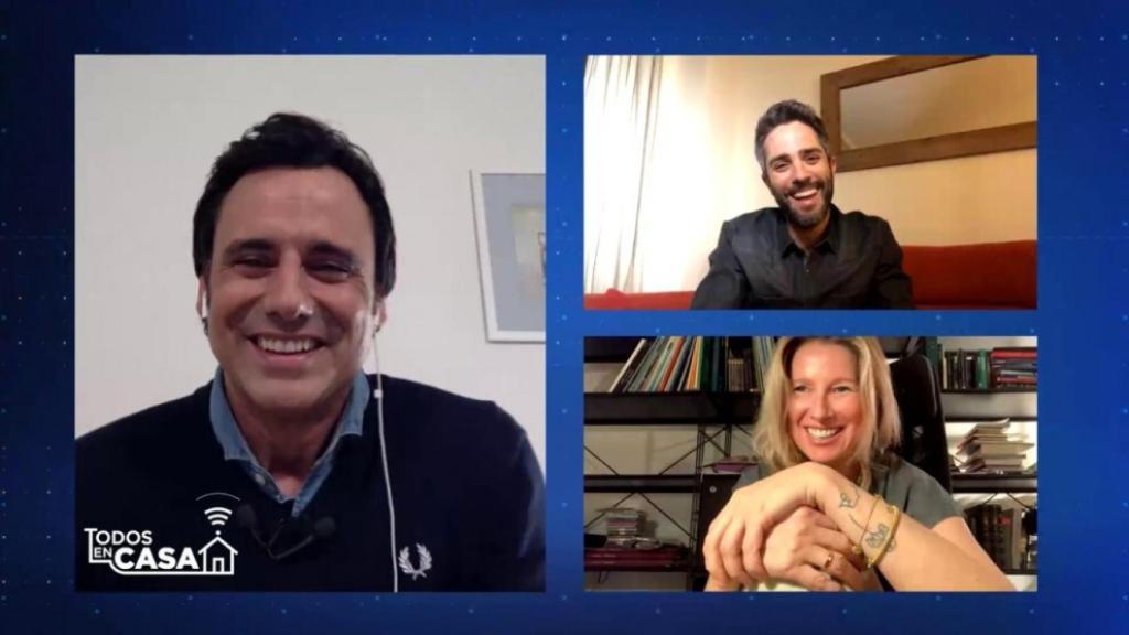 Ion Aramendi, Roberto Leal y Anne Igartiburu en el programa 'Todos en casa'.
