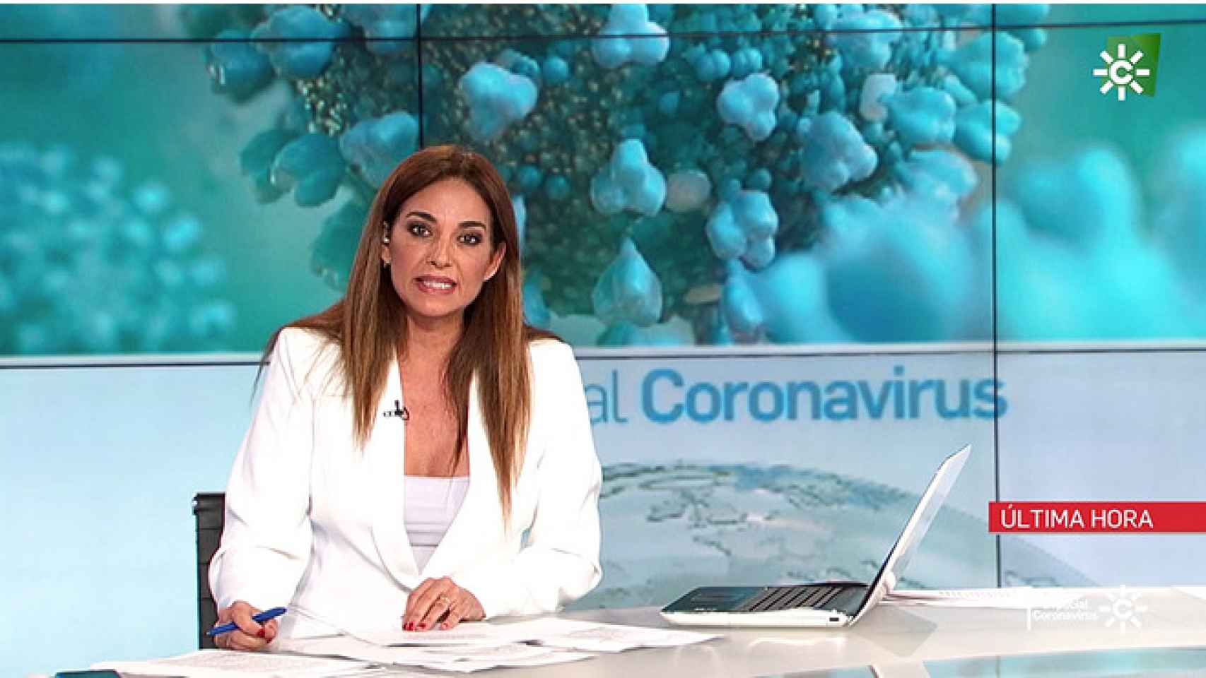 Mariló Montero presentando los informativos de Canal Sur.