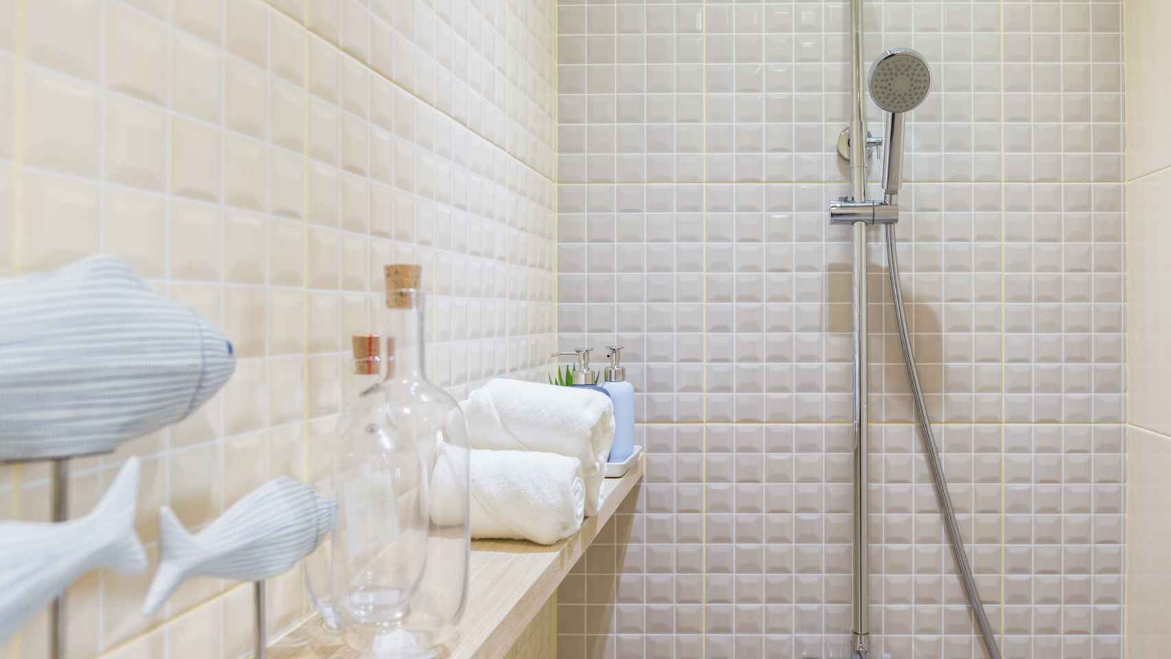 Los mejores accesorios de ducha para un baño práctico y decorativo