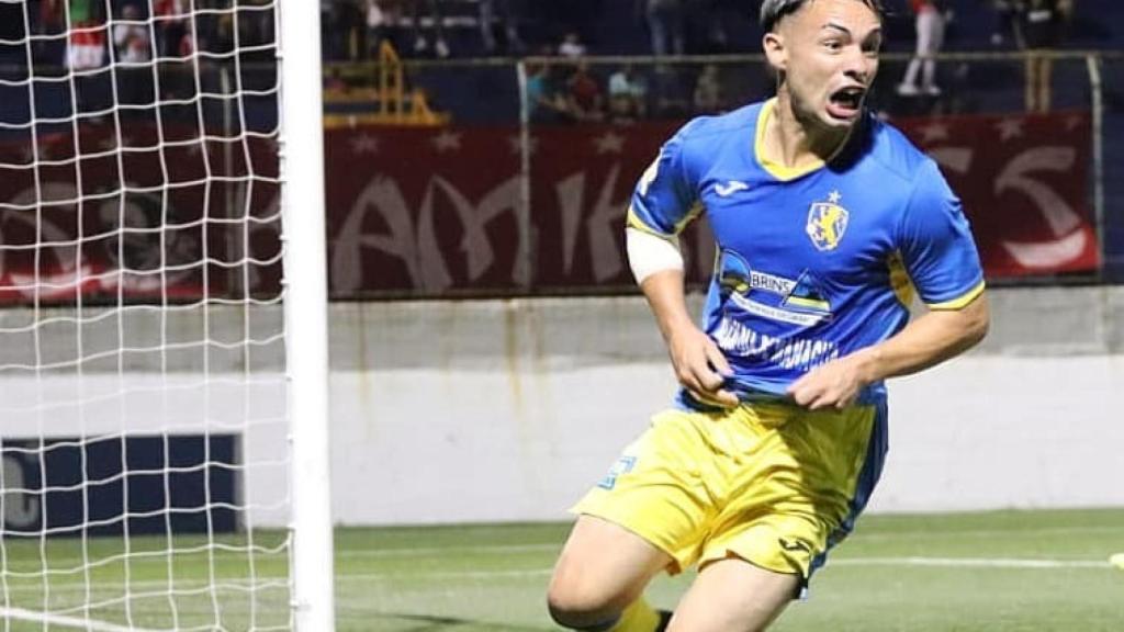 Pablo Gállego, tras marcar un gol