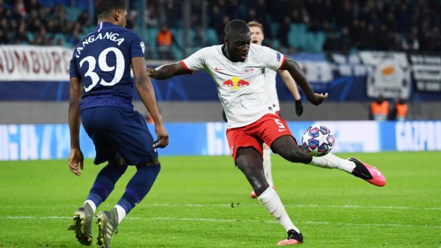 Dayot Upamecano, en un partido del Leipzig de la Champions League