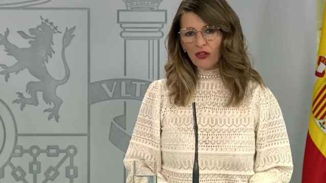 La ministra de Trabajo, Yolanda Díaz, en rueda de prensa en Moncloa.