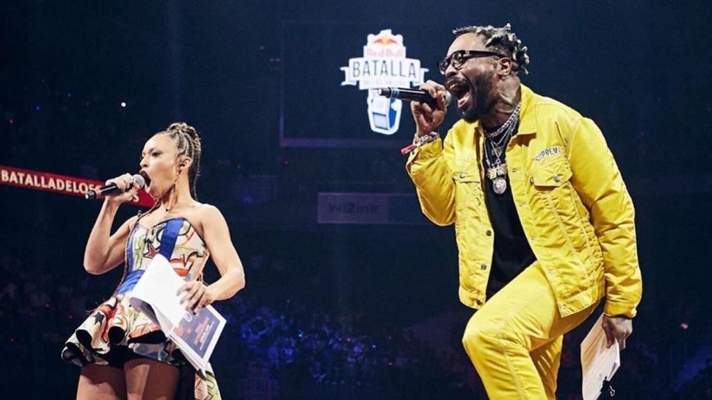'Queen Mary' y Mbaka Oko durante la Final Internacional de la Red Bull Batalla de Gallos en Madrid.