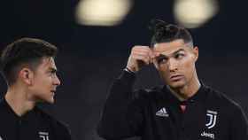 Paulo Dybala y Cristiano Ronaldo, en un partido de la Juventus de Turín