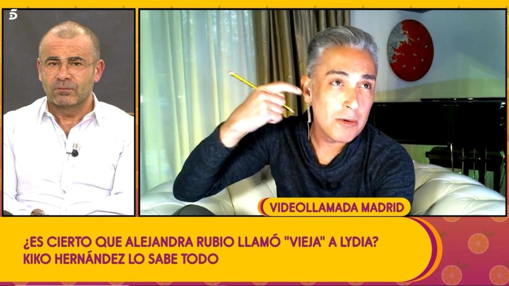 Kiko Hernández interviene habitualmente desde su casa.