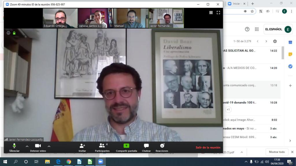Un momento de la entrevista a Javier Fernández-Lasquetty, realizada a través de videoconferencia.