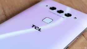 TCL presenta 3 nuevos móviles que no terminamos de comprender