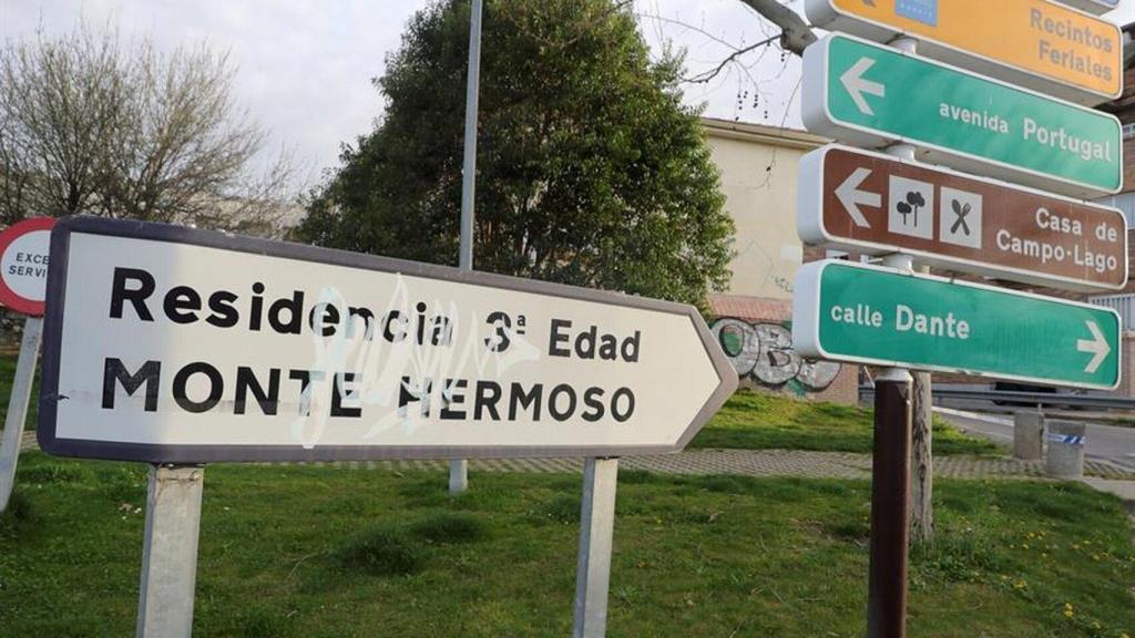 Entrada a la residencia Monte Hermoso, en Madrid.