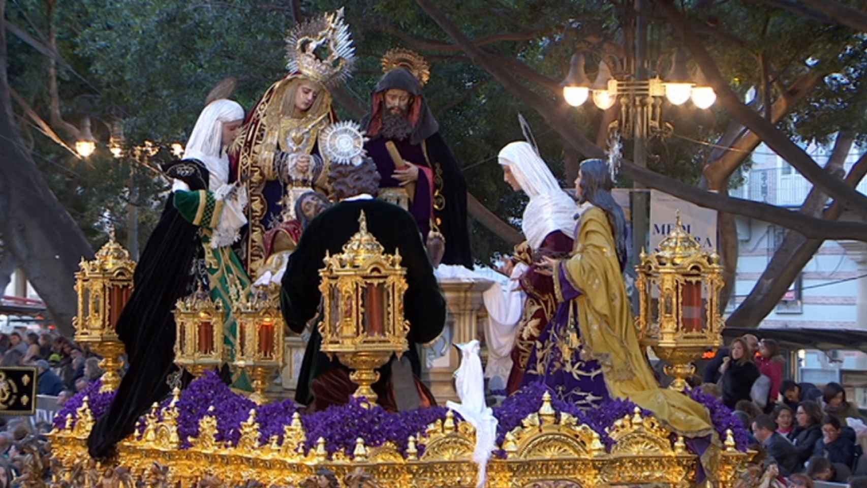 Imagen de una procesión emitida en RTVE
