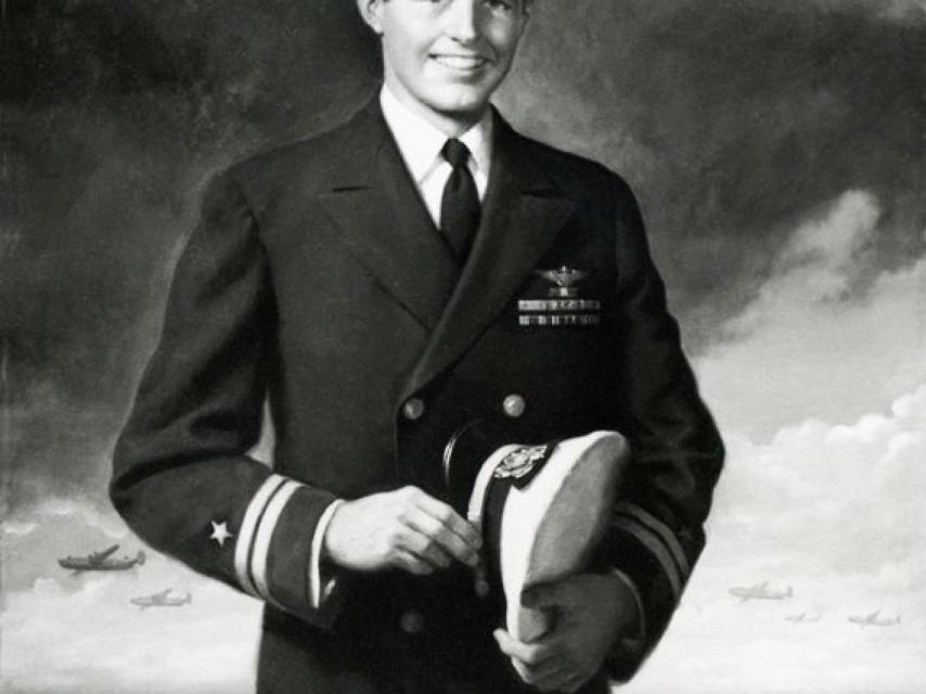 Joseph Patrick Kennedy era aviador naval y piloto de bombarderos con base en tierra en la Segunda Guerra Mundial.